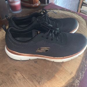 sketchers shoes